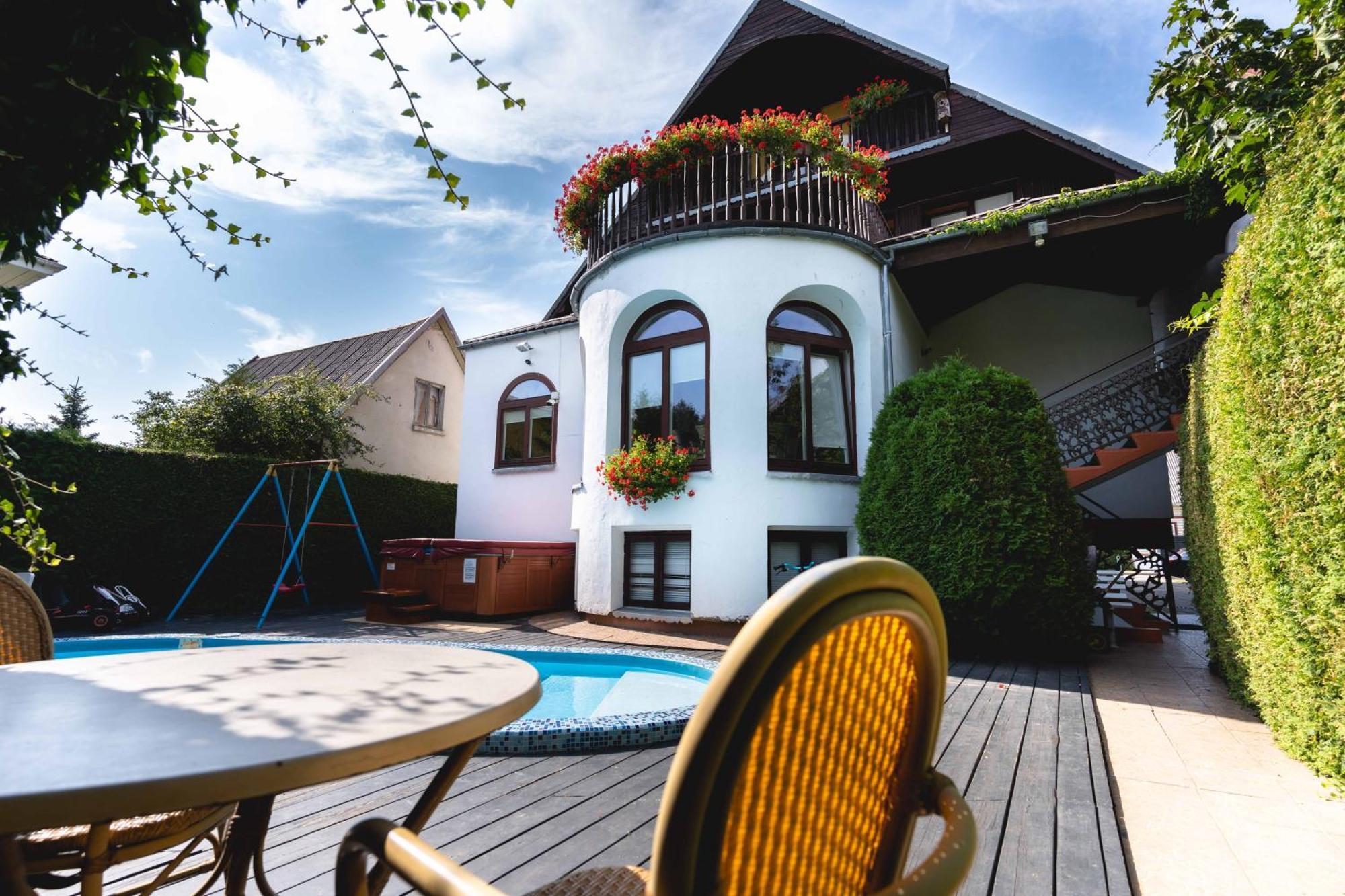 Po Kastonu & Spa Palanga Esterno foto